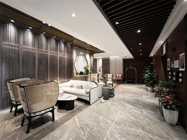 Lobby Bar